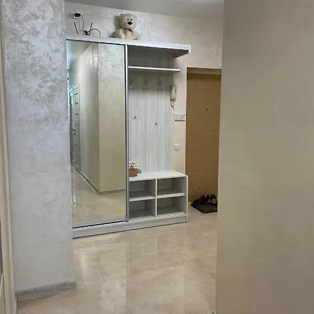 Apartment люкс роксолани 16 Truskavets