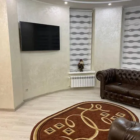 Апартаменти Люкс Роксолани 16 Appartamento Truskavec'